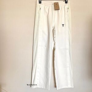 Nike Kobe Pleated Dri-FIT Basketball Pants Sail Men’s Size Medium IB0009-133